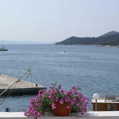 Apartman By The Sea Tribunj, Vodice - 4174 Tribunj (Sibenik-Knin)